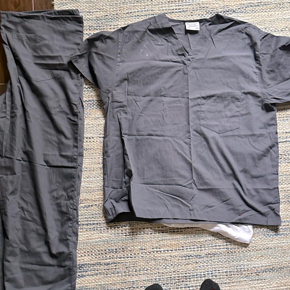 Unisex scrubs